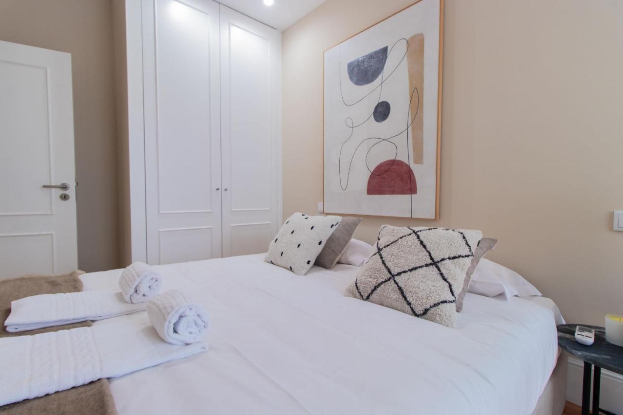 Almada 1.3 By Lovelystay Porto Buitenkant foto